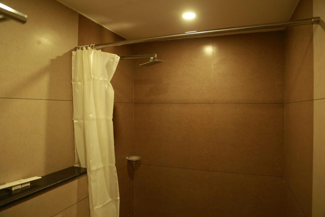 Casa Orchid Hotell Alappuzha Exteriör bild
