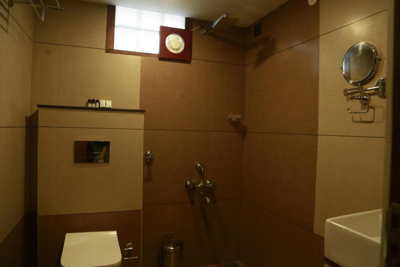 Casa Orchid Hotell Alappuzha Exteriör bild