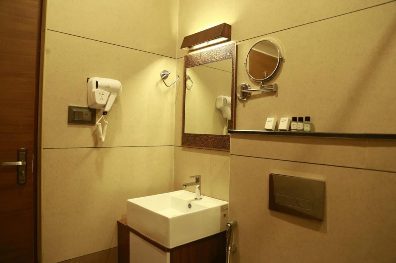 Casa Orchid Hotell Alappuzha Exteriör bild