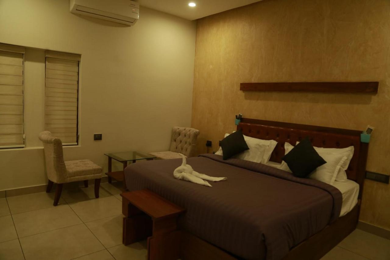 Casa Orchid Hotell Alappuzha Exteriör bild